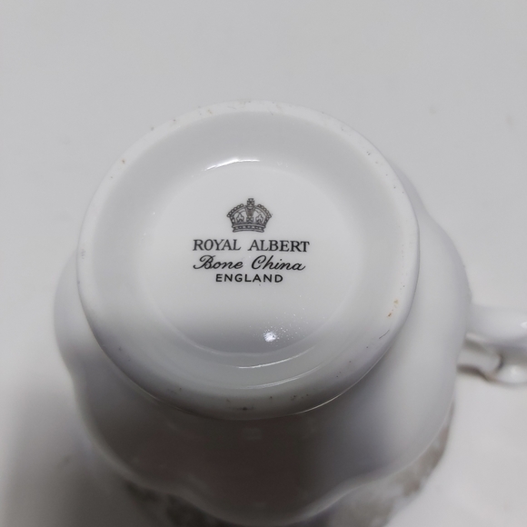 25th anniversary tea cups w/ saucer and vase - Picture 3 of 5